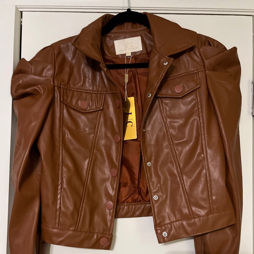 NWT Boutique Brand Faux leather puff sleeve jacket size M